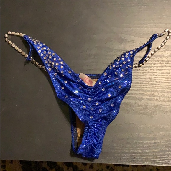 Bikini Competition Suit - Picture 2 of 5